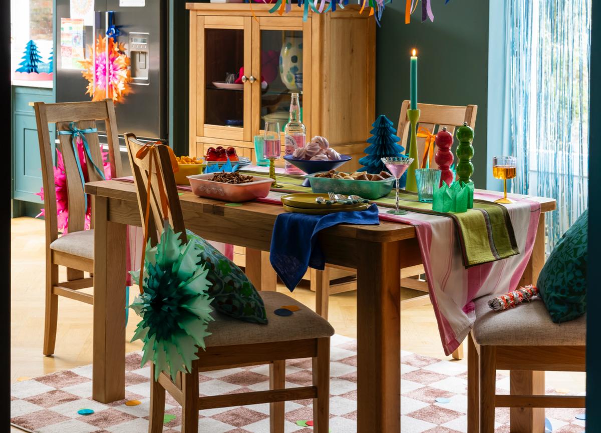 12949_ORGANIC ARTICLE_Christmas 25 Timeless Tinsel_2